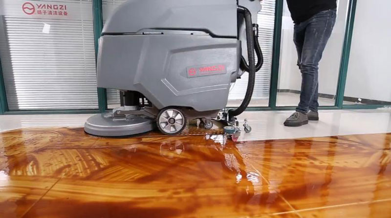 突破傳統，油污清潔|洗吸一體機，讓您清潔更愜意