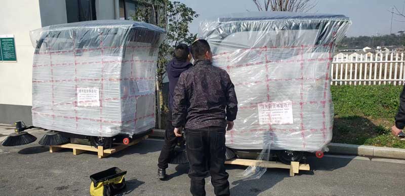 致電揚子工業掃地機，讓您的工廠保持最佳狀態！