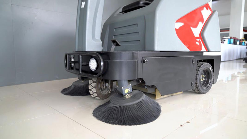 多功能電動掃地車價格合理嗎？值得嗎？