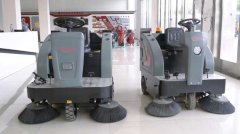 機械式清潔節省人力物力，駕駛式掃地機選揚子